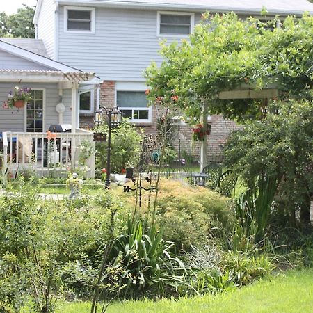 Cayuga Carrousel Bed & Breakfast المظهر الخارجي الصورة