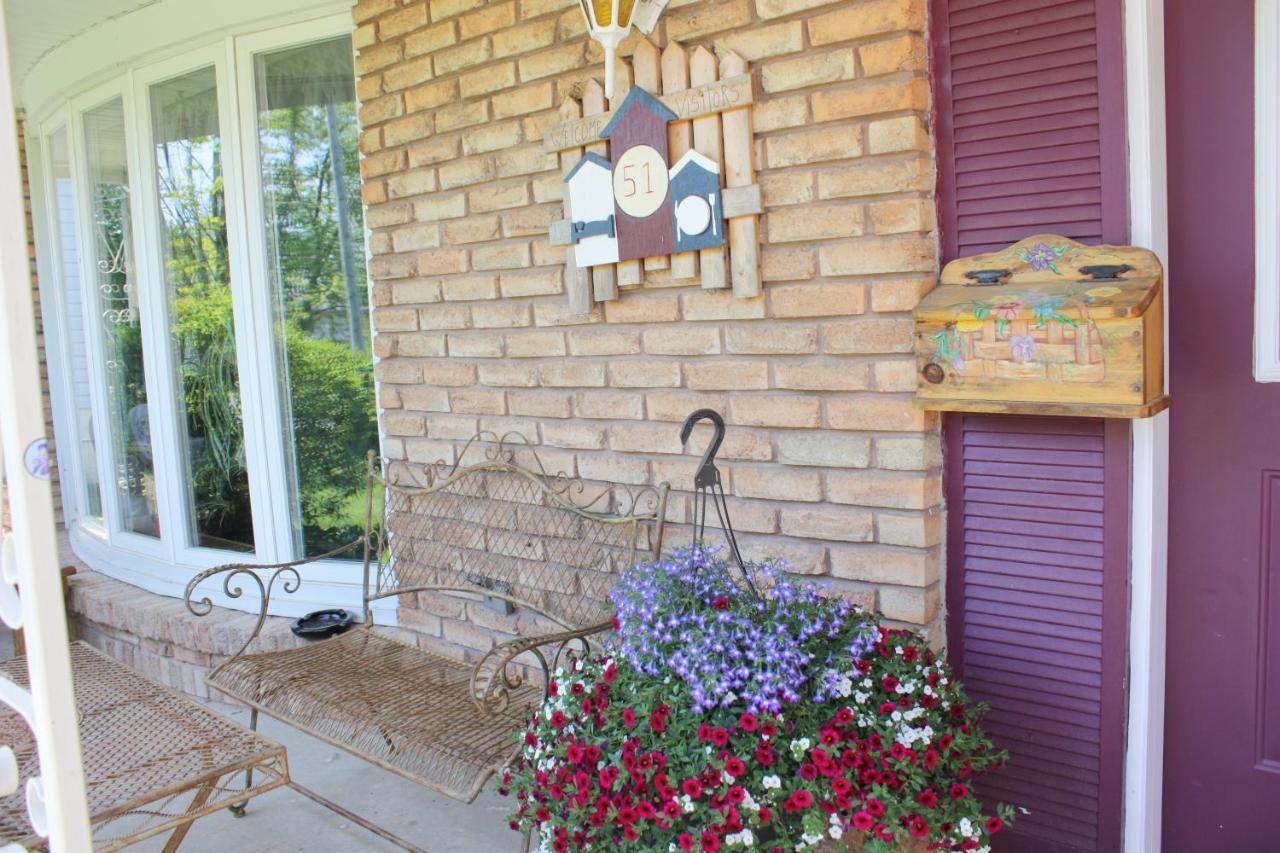 Cayuga Carrousel Bed & Breakfast المظهر الخارجي الصورة